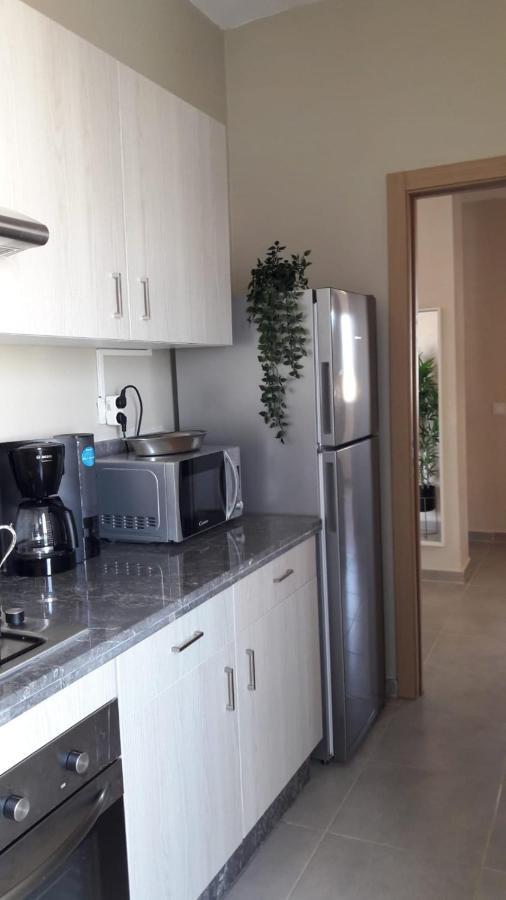 Appart. Luxueux Avec Piscine, Cosy, Bien Situe Bouznika Exterior foto